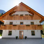 アパート The Woodland Nook - Two Bedroom With Balcony *
