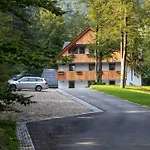 The Woodland Nook - Two Bedroom With Balcony * Bohinj